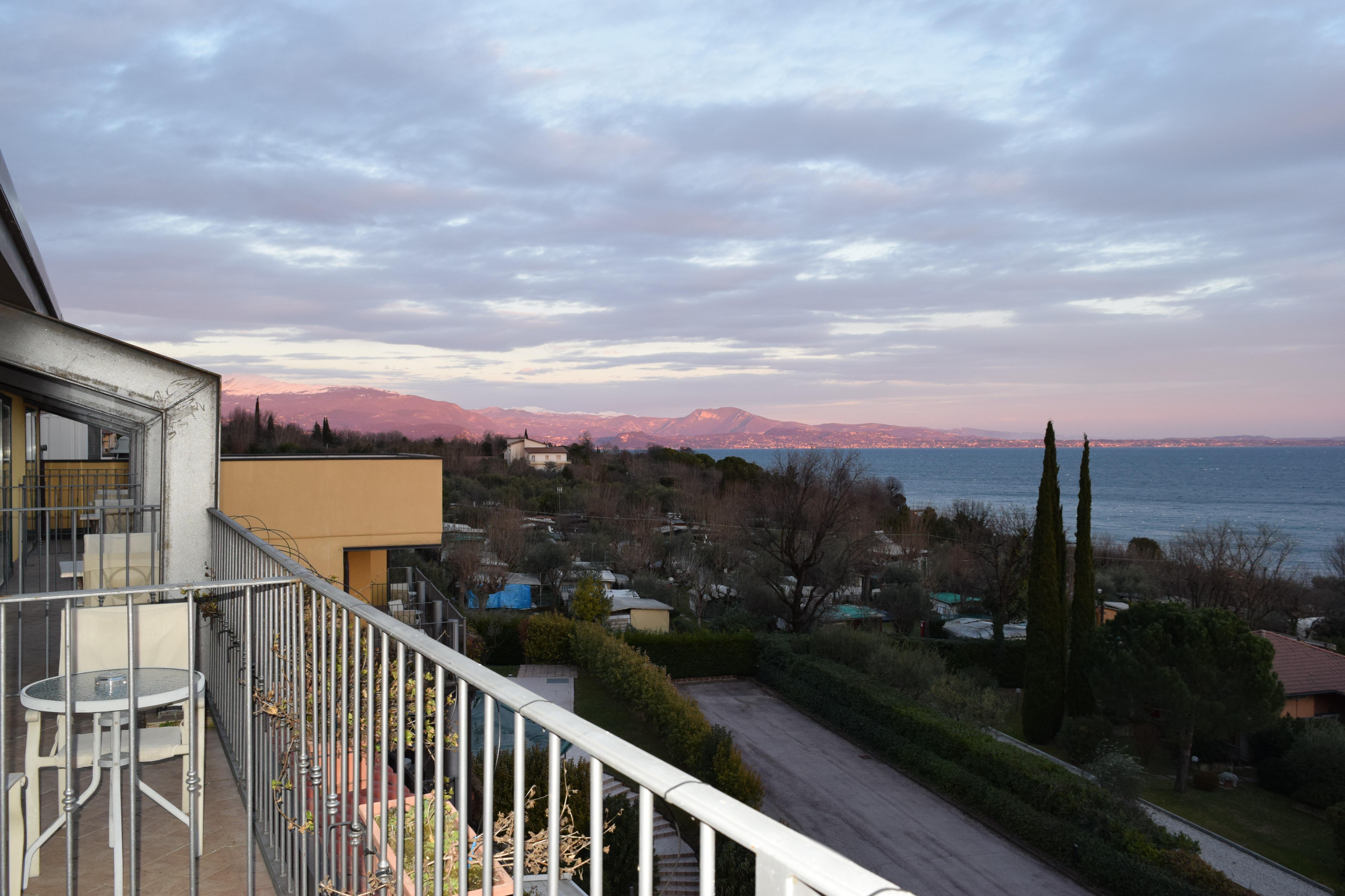 Ahg Riva Del Sole Hotel - Adults Only Moniga del Garda ภายนอก รูปภาพ