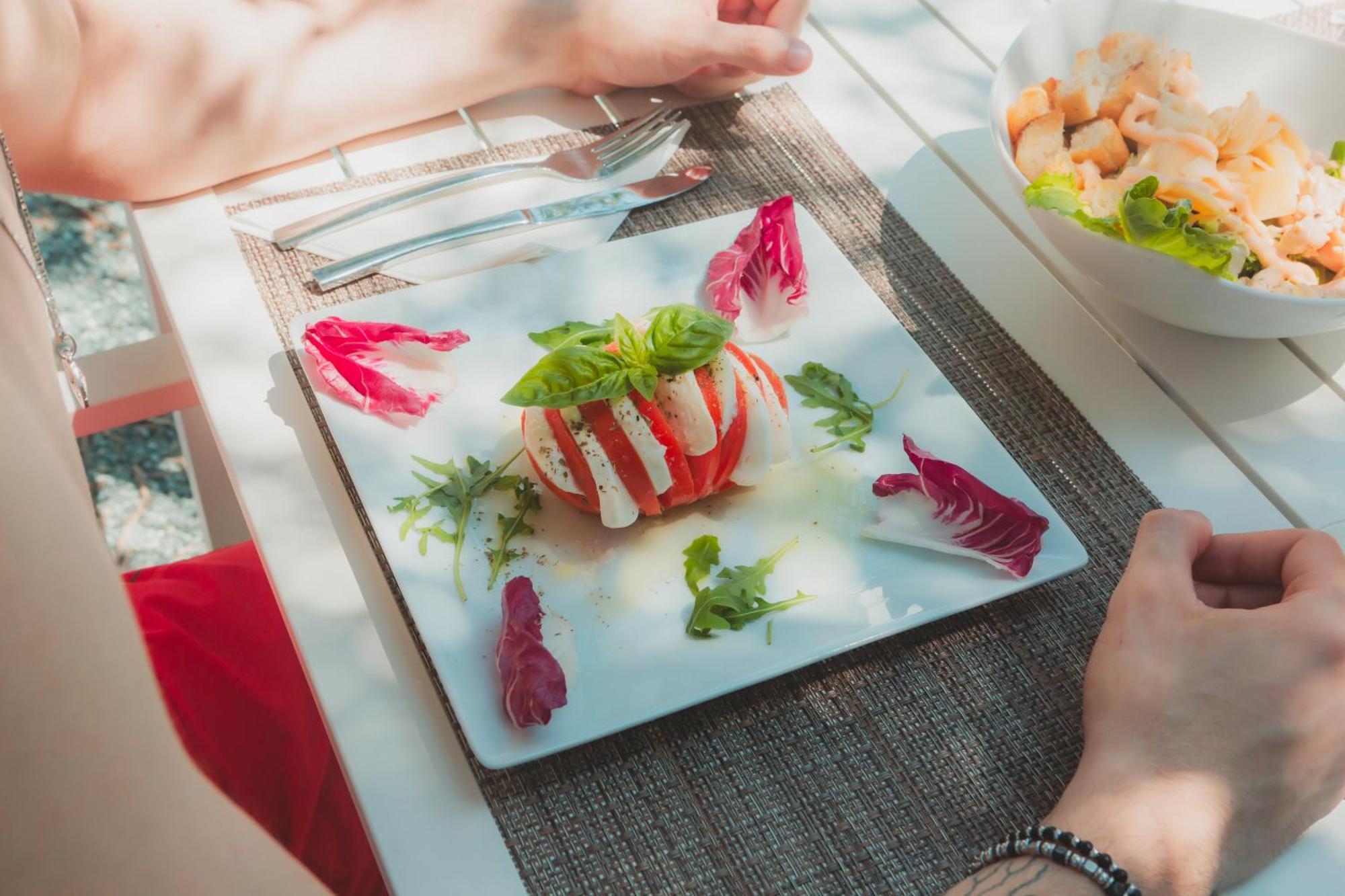 Ahg Riva Del Sole Hotel - Adults Only Moniga del Garda ภายนอก รูปภาพ