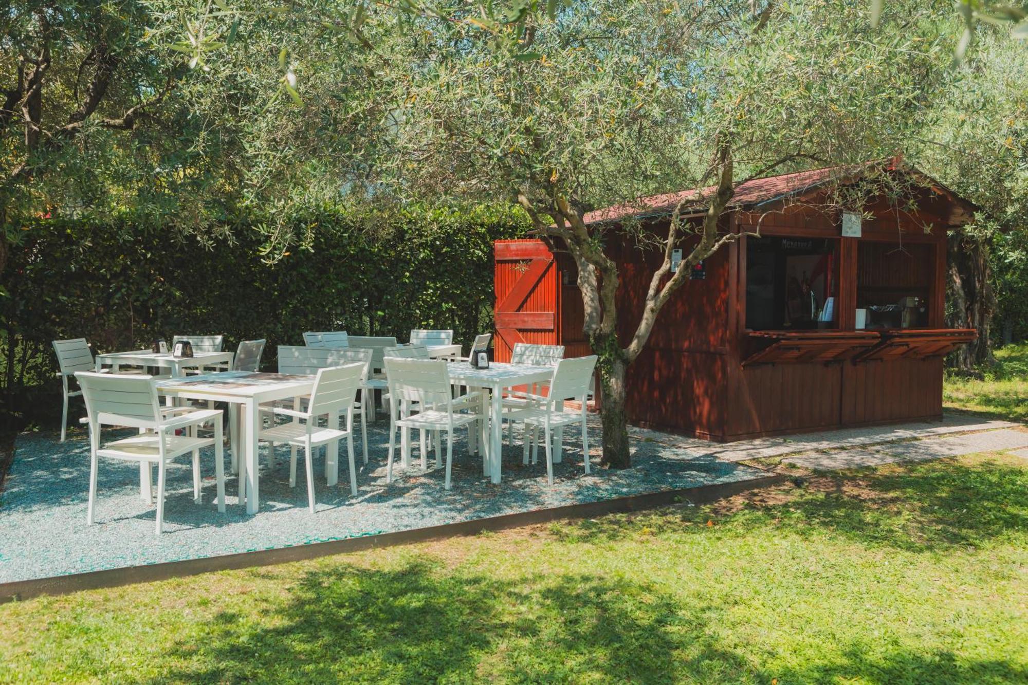 Ahg Riva Del Sole Hotel - Adults Only Moniga del Garda ภายนอก รูปภาพ