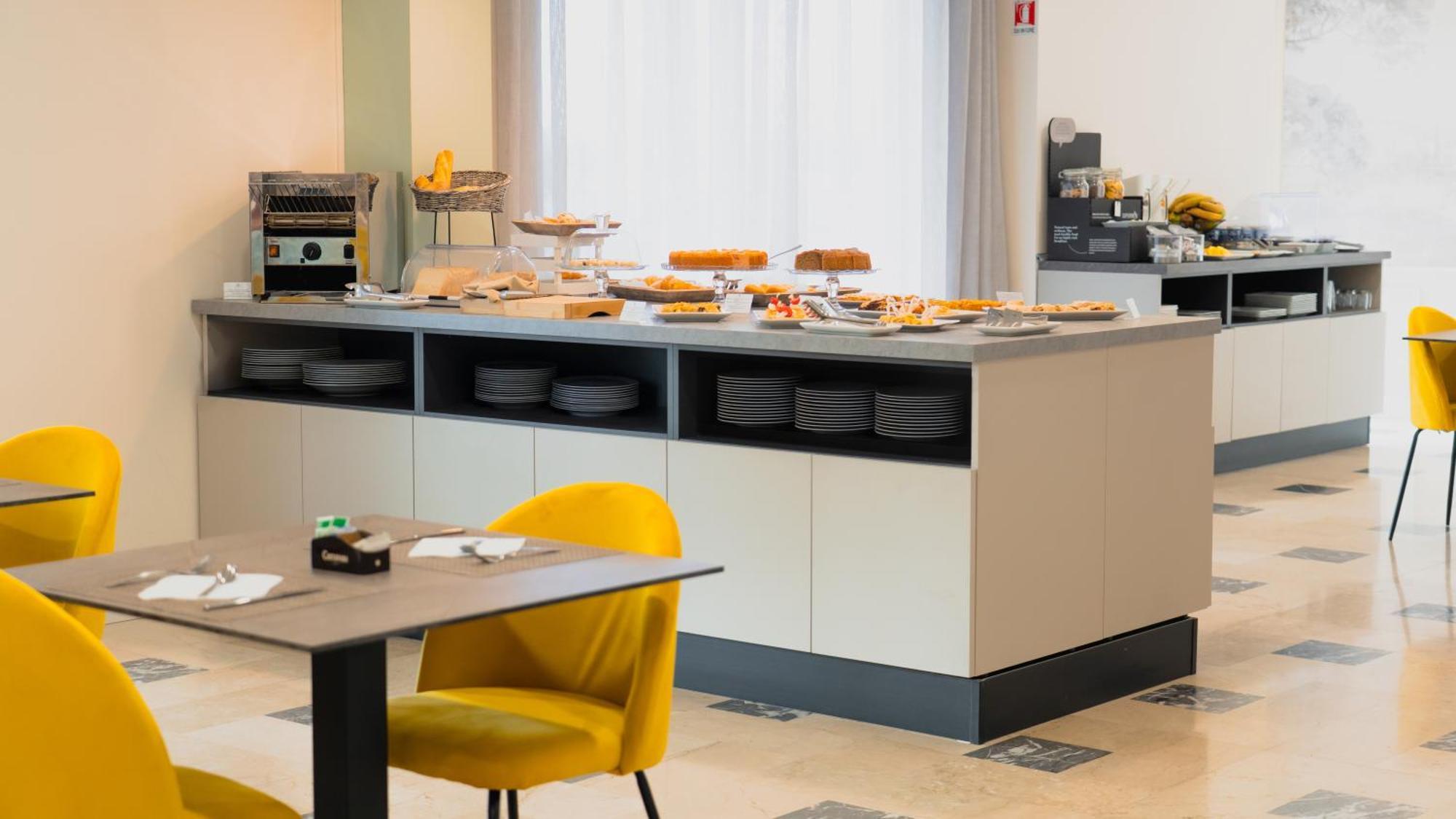 Ahg Riva Del Sole Hotel - Adults Only Moniga del Garda ภายนอก รูปภาพ